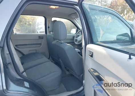 2012 Ford Escape Xls z USA, uszkodzony, nr VIN 1FMCU0C7XCKC74353